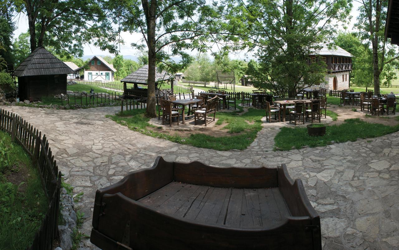 קולן וקוף Farm Stay Cardaklije מראה חיצוני תמונה